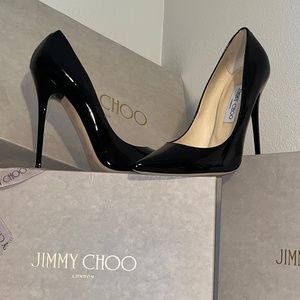 Jimmy Choo pump
